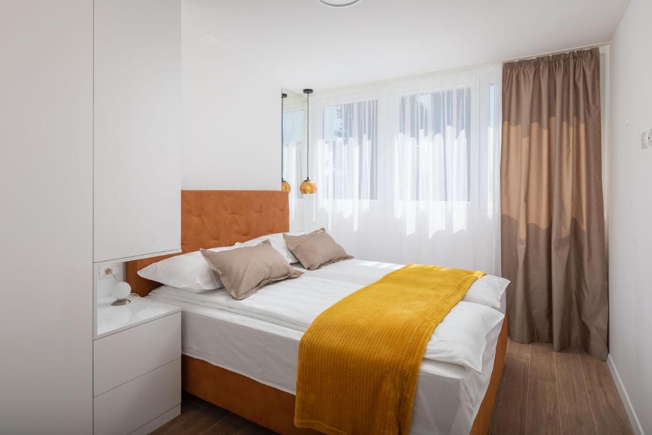 New & Modern Aa Apartament *